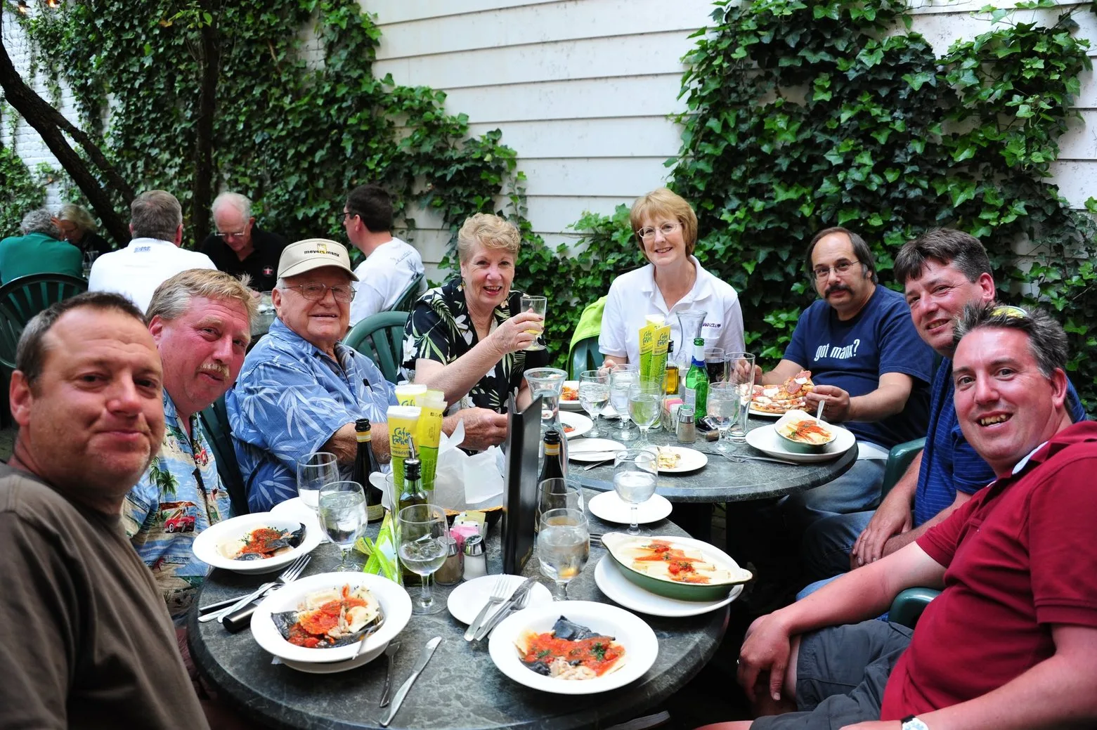 Tribute photo uploaded by Vincent Parisien